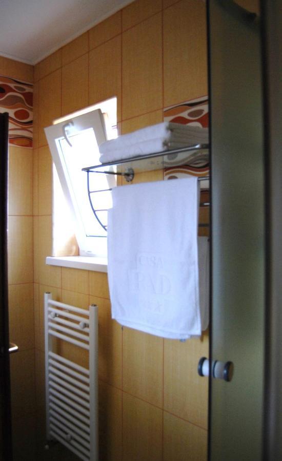 Casa Rad Hotel Sînmartin Habitación foto